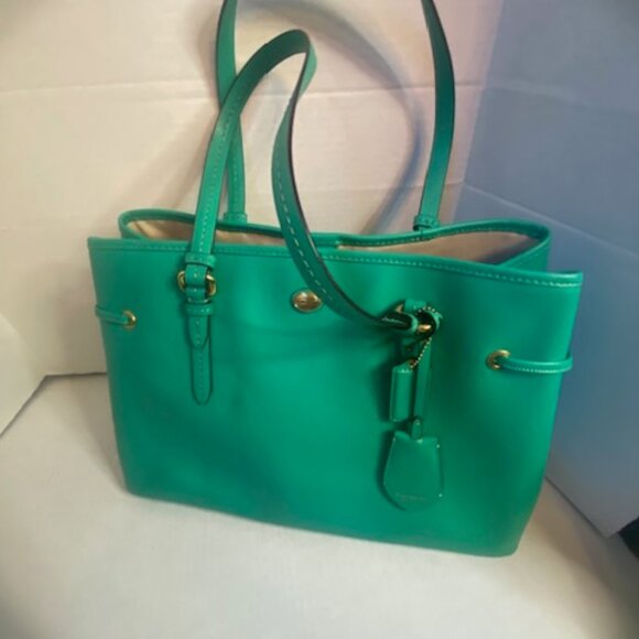 PEYTON SAFFIANO LEATHER DRAWSTRING CARRYALL (COACH F29362) - Picture 5 of 9